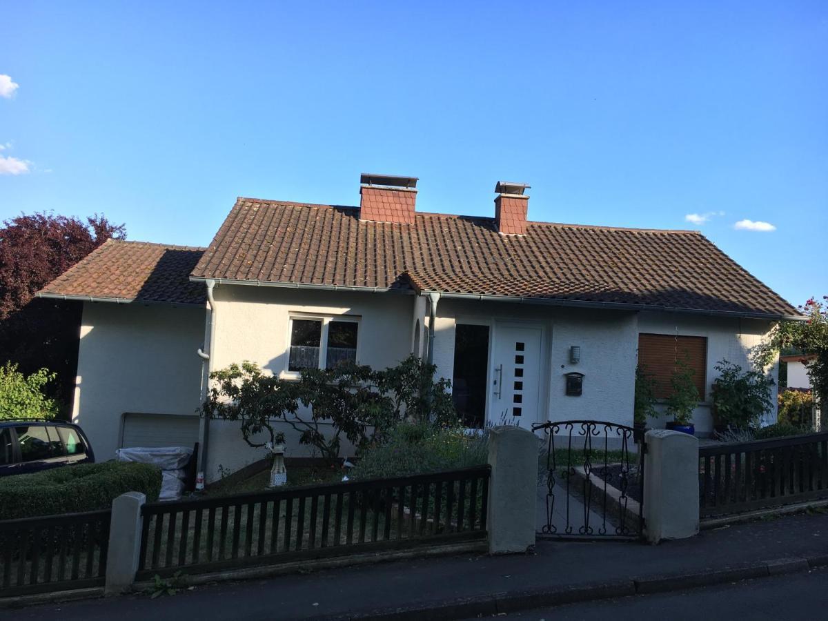 Ferienwohnung Zur Sperrmauer Lago Éder Exterior foto